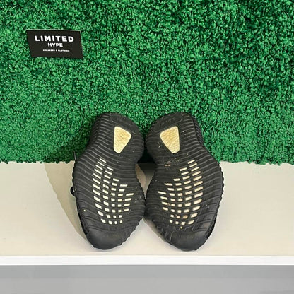 adidas Yeezy Boost 350 V2 Black Red