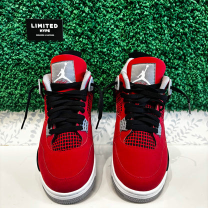 Jordan 4 Retro Toro Bravo (2026) (USED)
