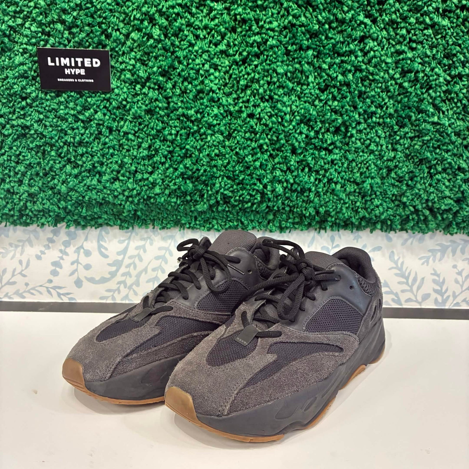 adidas Yeezy Boost 700 Utility Black (USED, NO BOX)
