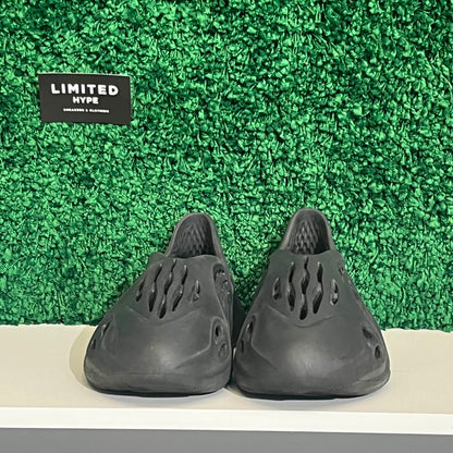 adidas Yeezy Foam RNR Onyx (USED NO BOX)