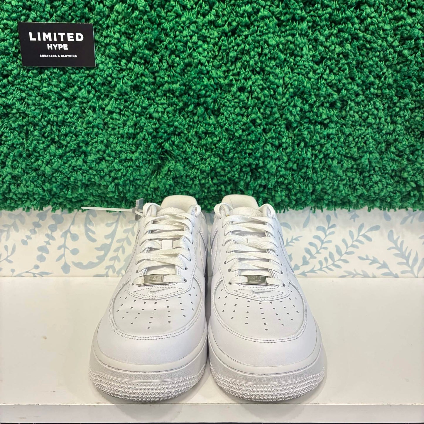 Nike Air Force 1 Low Supreme White (USED, OG ALL)
