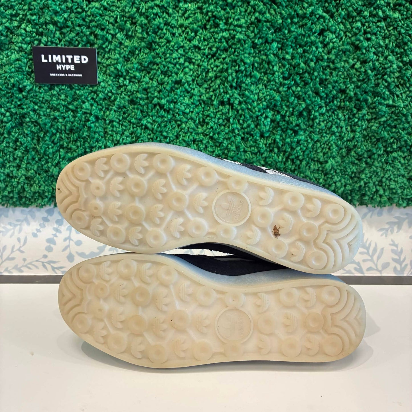 adidas Aloha Super Gustav Tønnesen (USED)