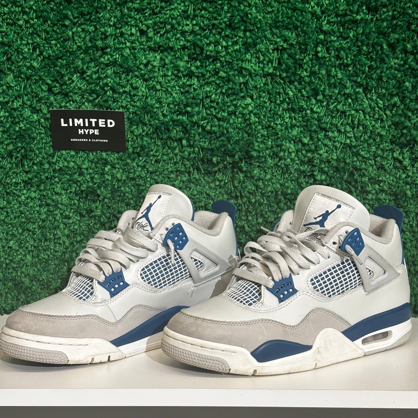 Jordan 4 Retro Military Blue (USED)
