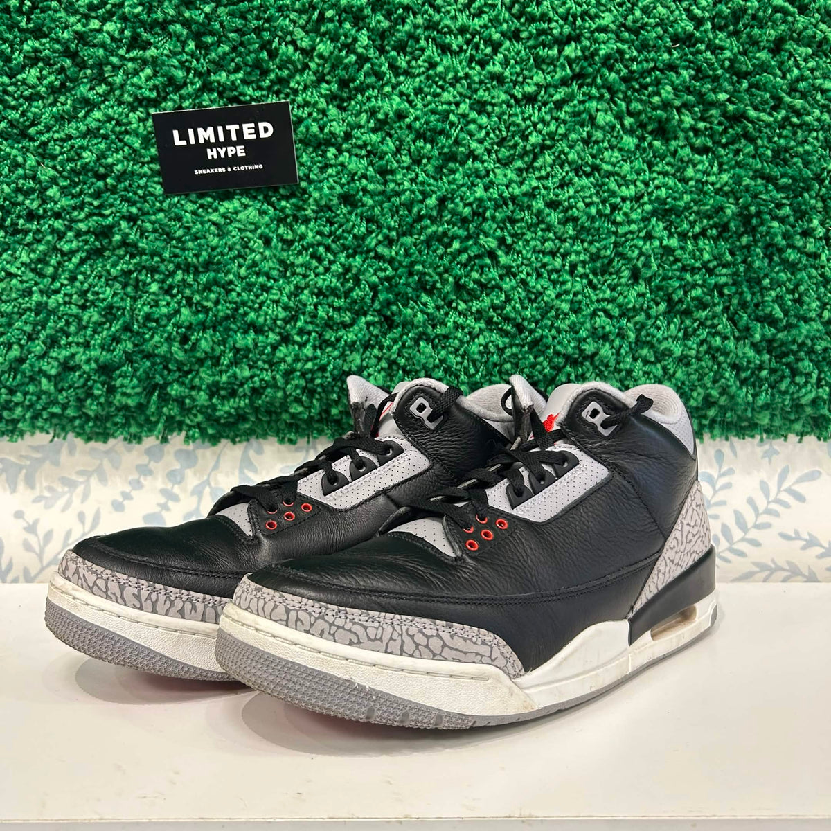 Jordan 3 Retro OG Black Cement (USED)