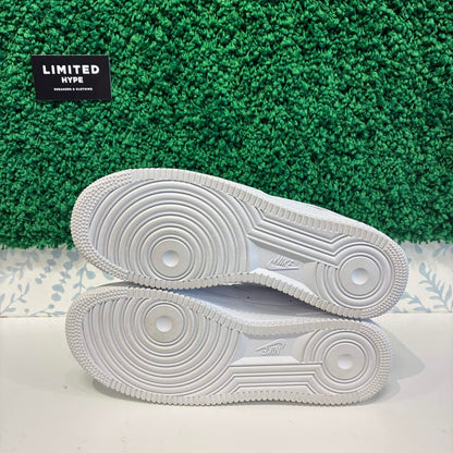 Nike Air Force 1 Low Supreme White (USED, OG ALL)