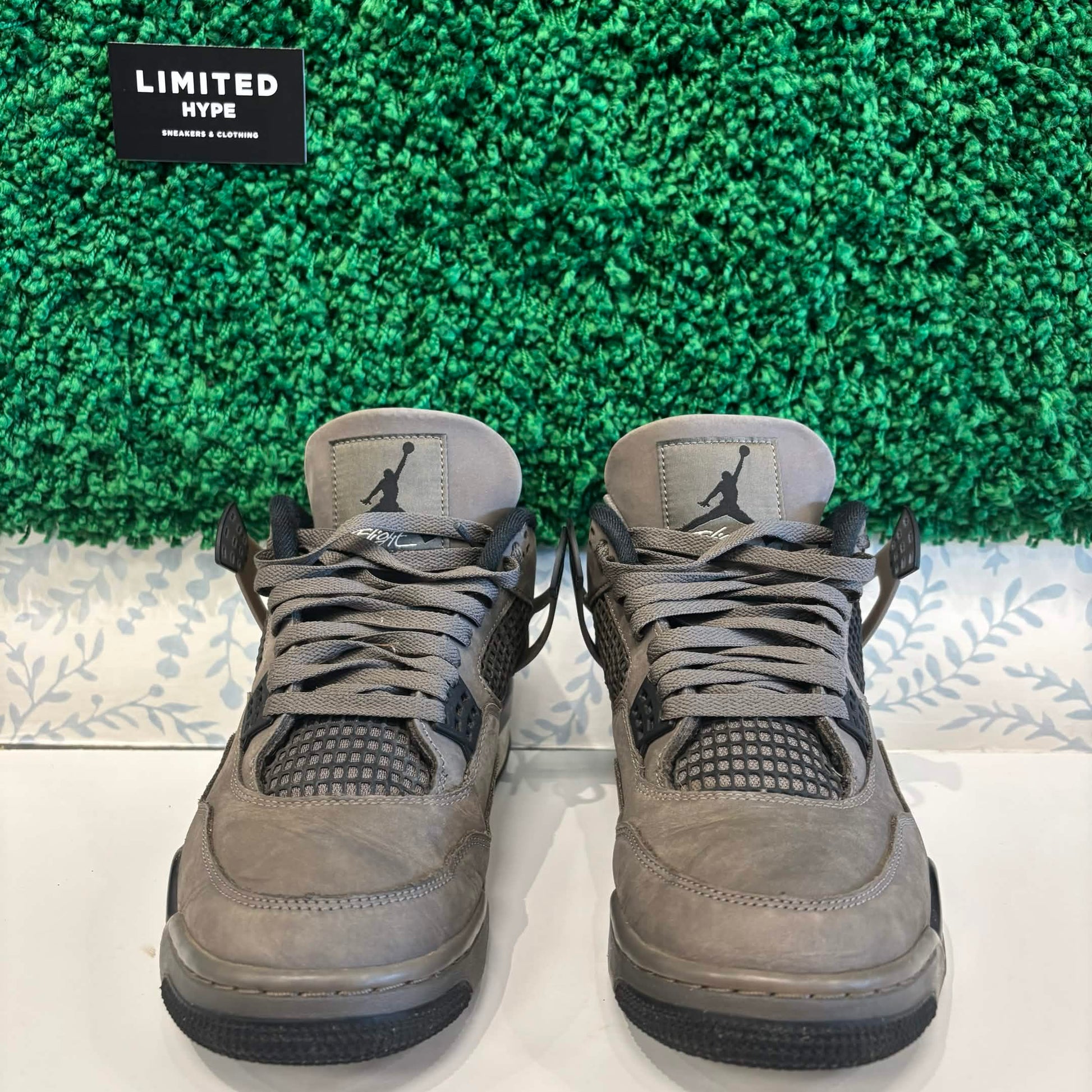 Jordan 4 Retro Cave Stone (USED)